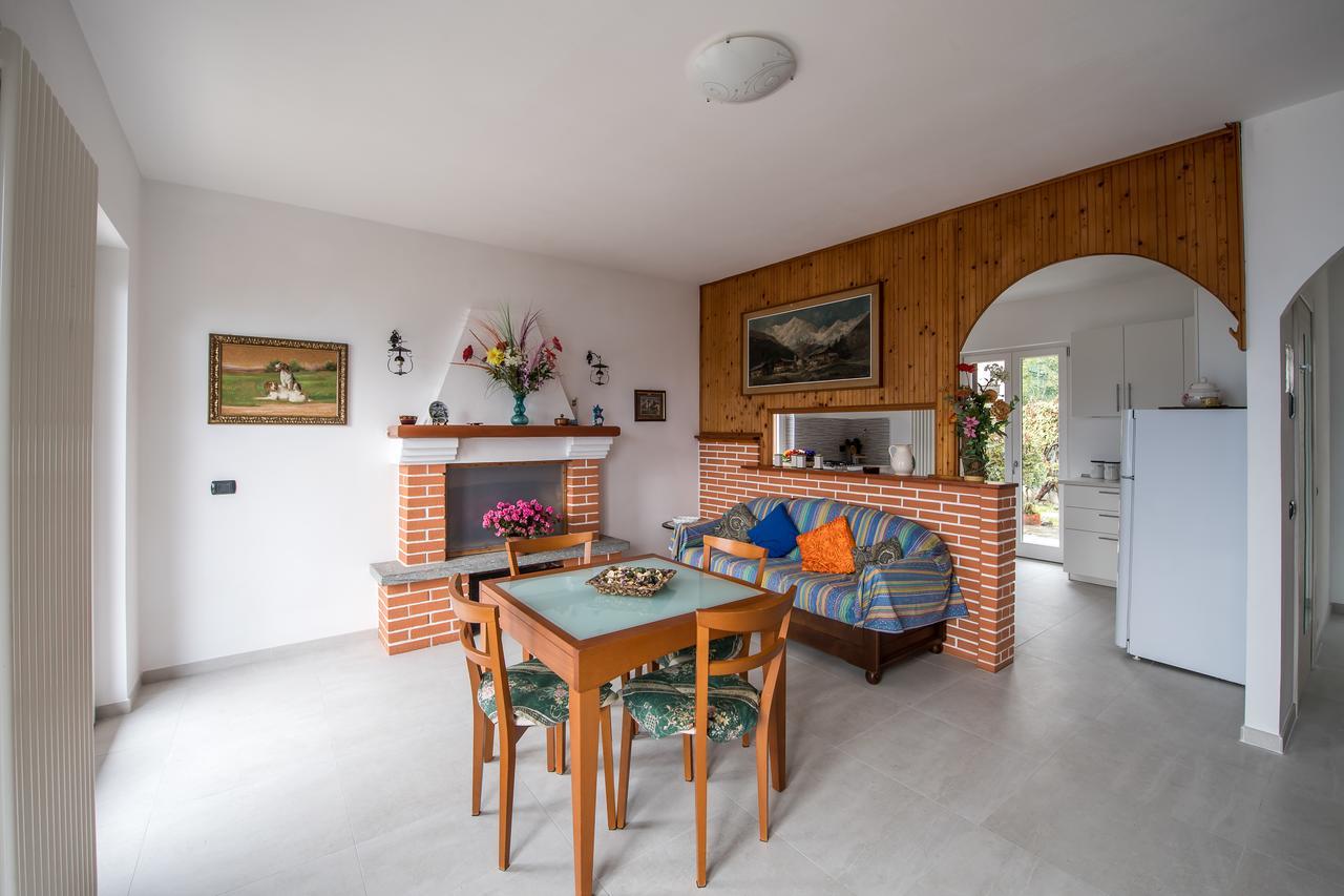 Villa Bianca Varenna Luaran gambar